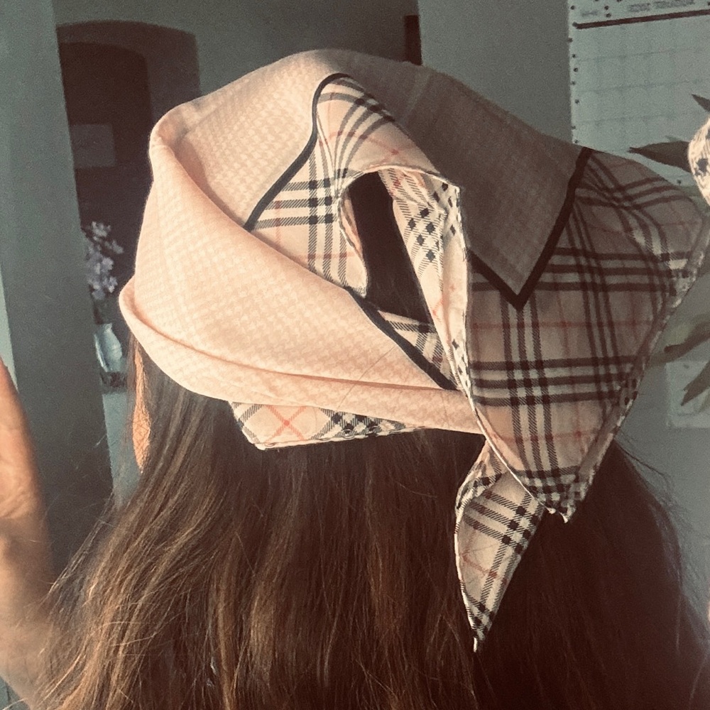 Light pink Burberry bandana